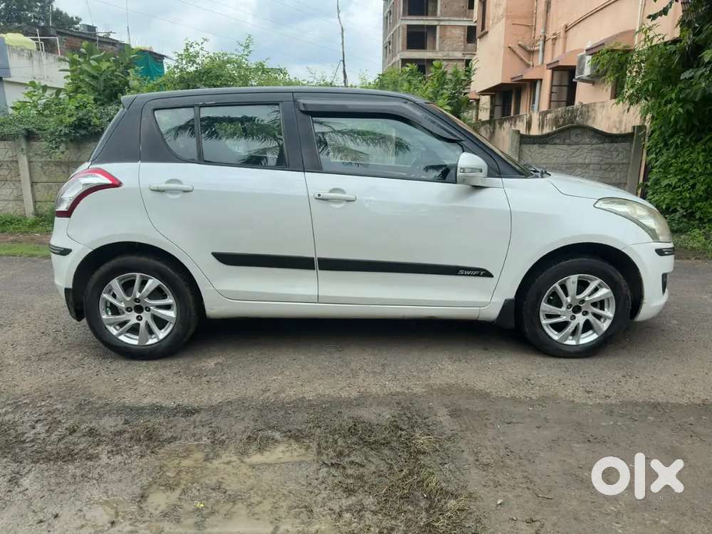 Maruti Suzuki Swift Zdi Plus 2012