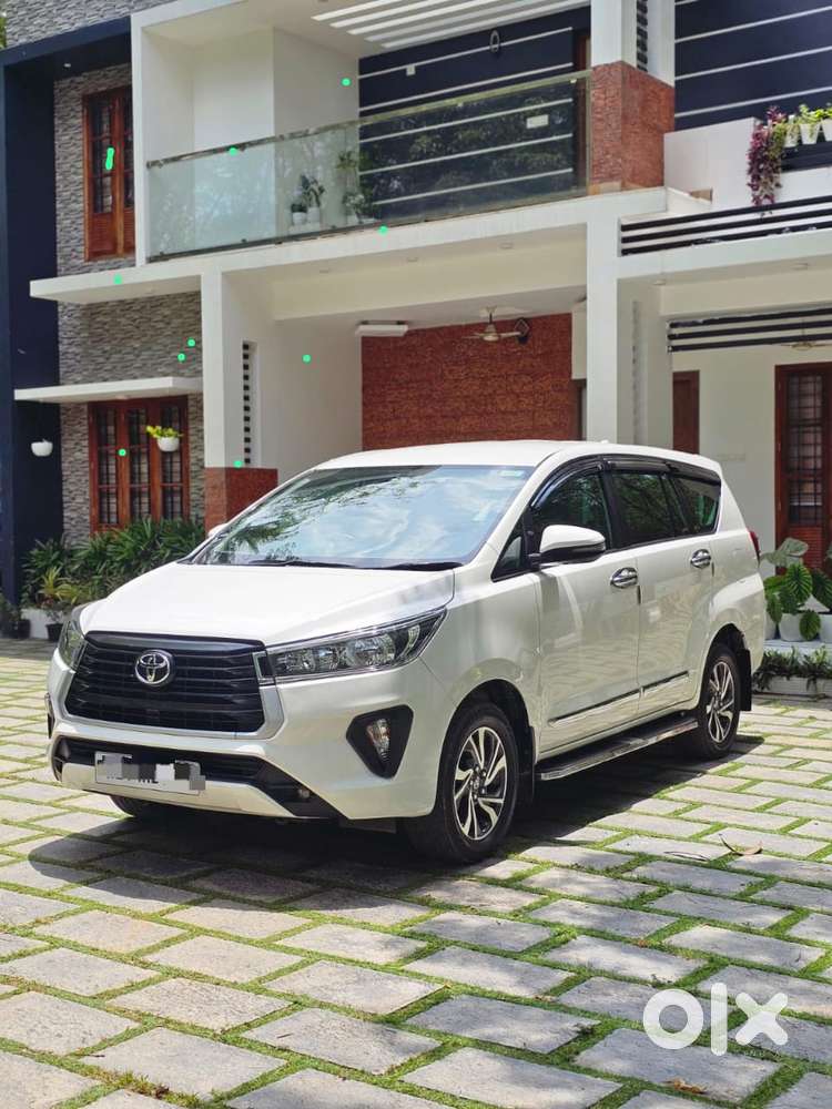 Toyota Innova Crysta 2.4 Gx Limited Edition 7 Str, 2022, Diesel