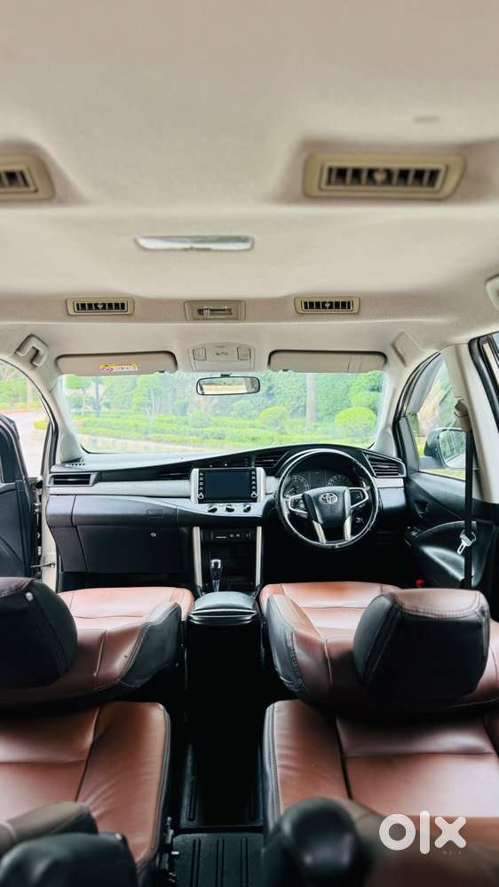 Toyota Innova Crysta [2020-ongoing] 2.4 Gx At 7 Str, 2021, Diesel