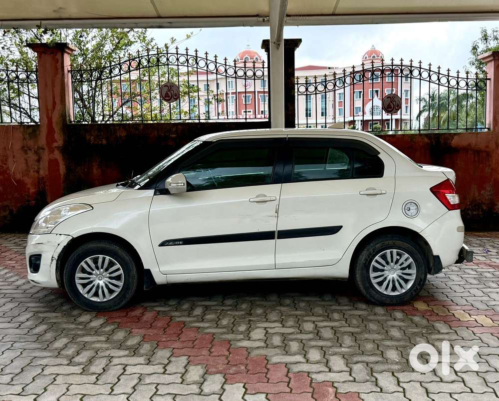 Maruti Suzuki Swift Dzire Vxi(o) Amt, 2013, Petrol