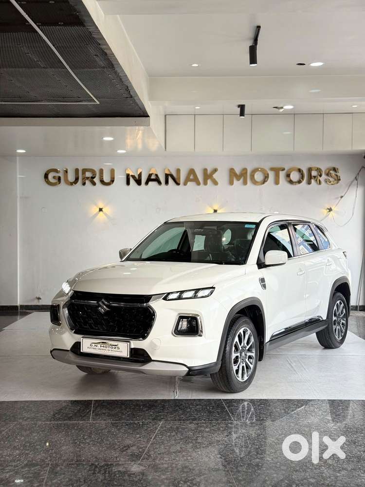 Maruti Suzuki Grand Vitara 1.5 Delta Smart Hybrid At, 2024, Petrol