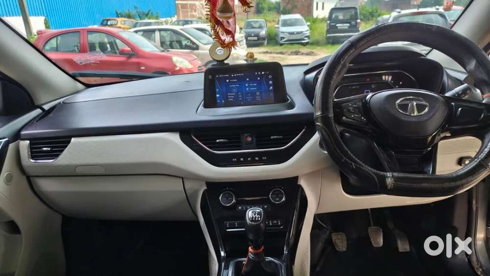 Tata Nexon 1.2 Revotron Xz Plus, 2023, Petrol