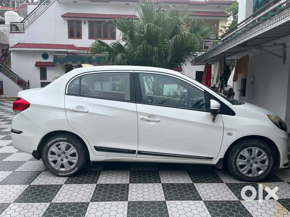 Honda Amaze Petrol 2015