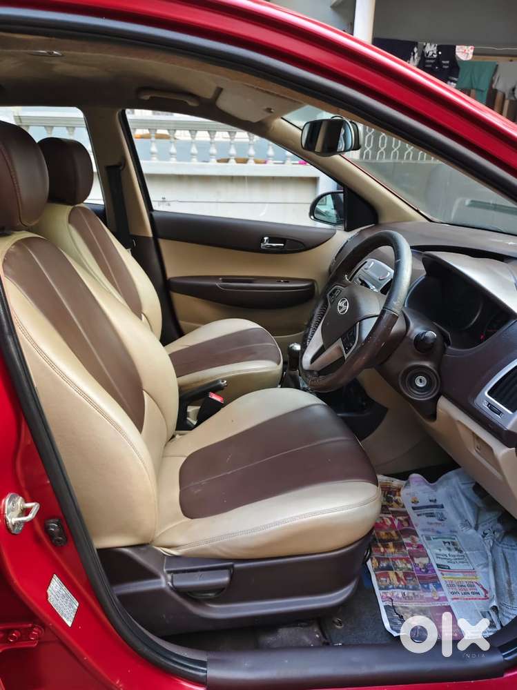 Hyundai I20 Sportz 1.2 Bs-iv, 2011, Petrol