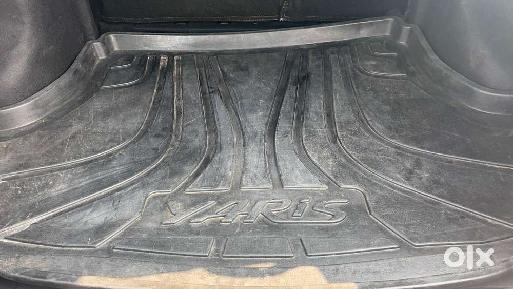 Toyota Yaris J Cvt, 2019, Petrol