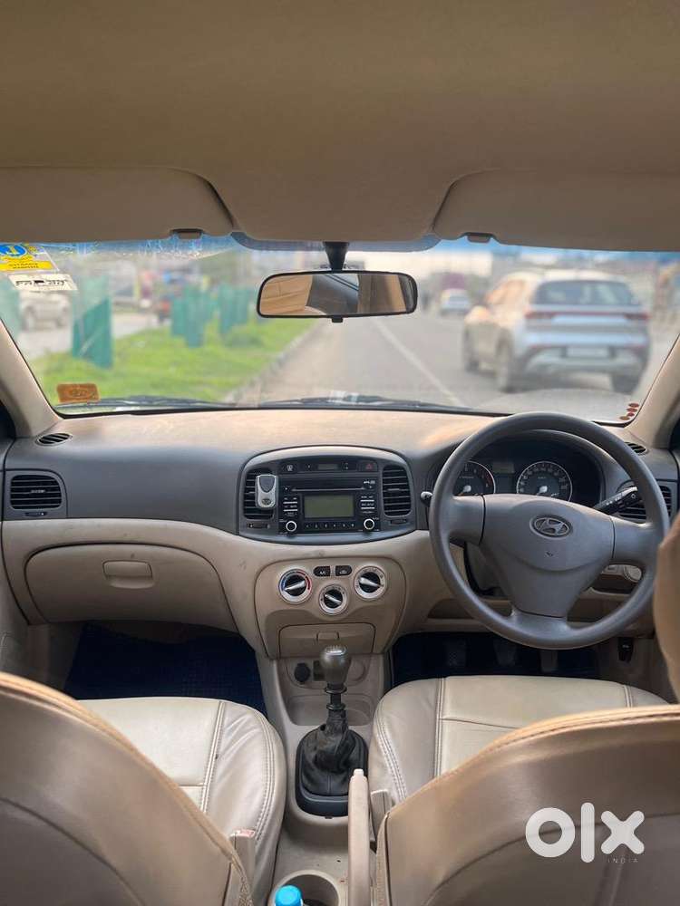 Hyundai Verna 2010 39000 Km Driven Well Maintained.