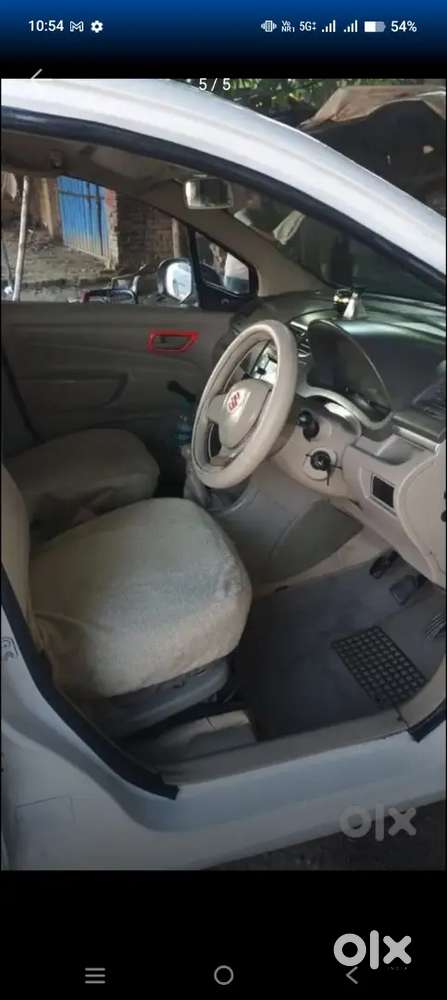 Maruti Suzuki Ertiga 2014
