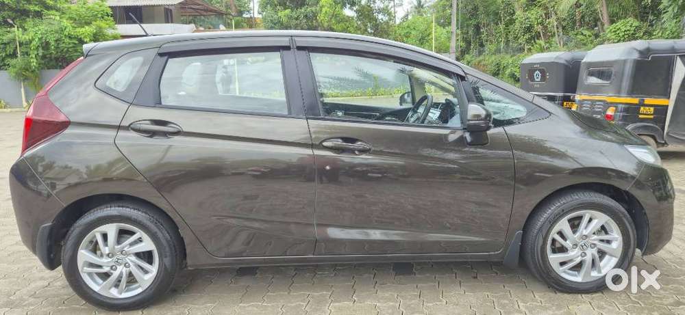 Honda Jazz 1.2 V I Vtec Privilege, 2017, Petrol