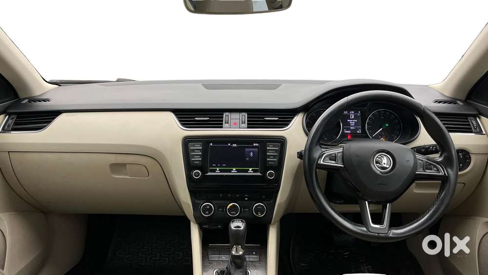 Skoda Octavia 1.8 Tsi At Style Plus, 2017, Petrol