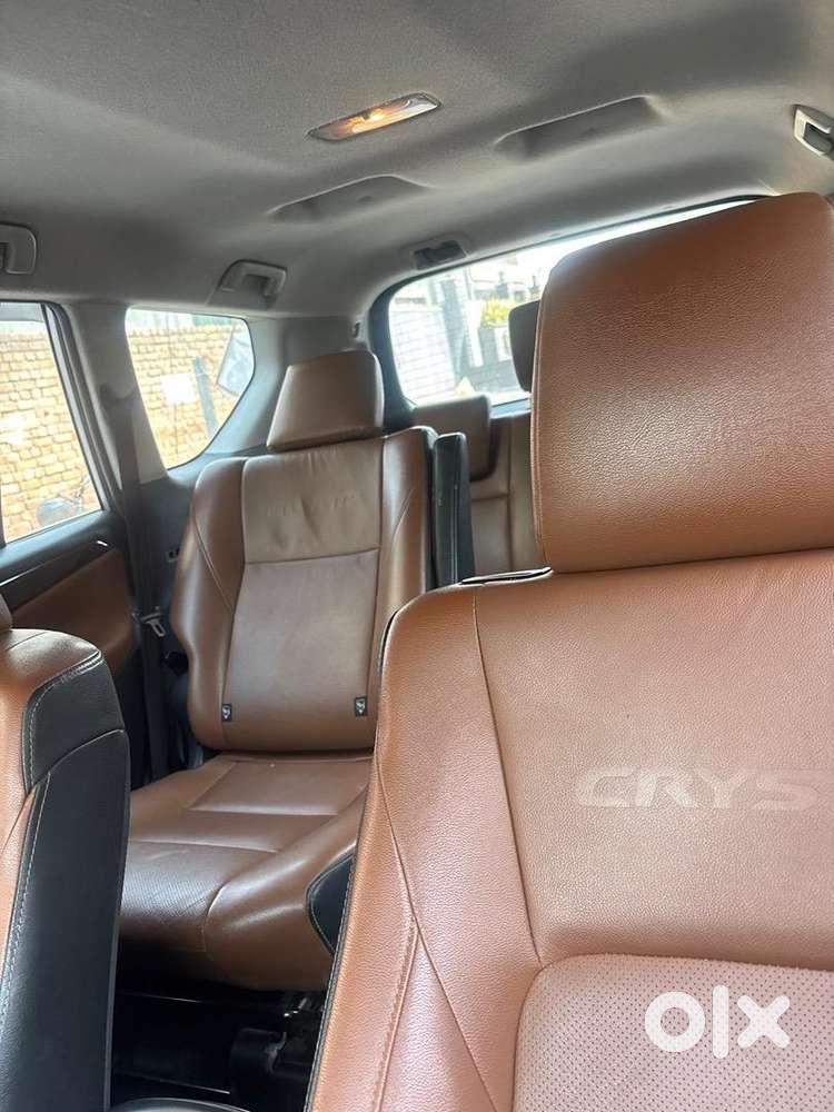 Toyota Innova Crysta 2022 Diesel 65000 Km Driven