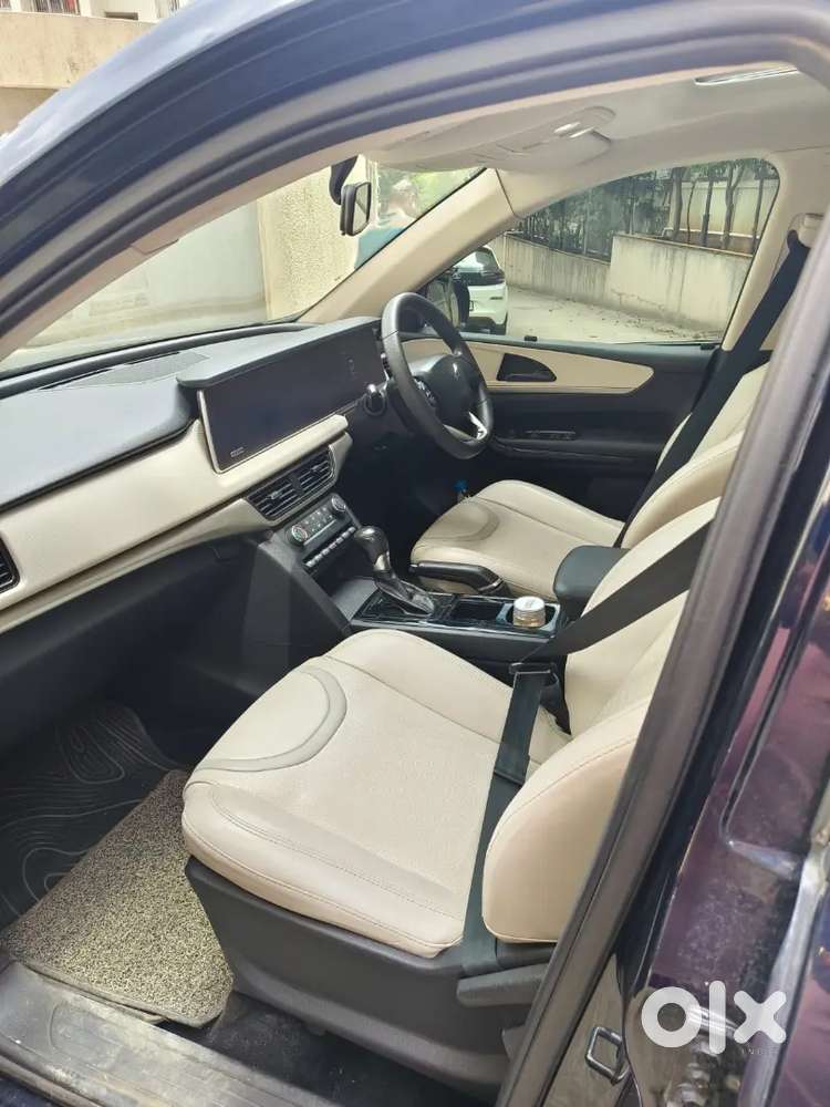 Mahindra Xuv700 2022 Diesel 54000 Km Driven Mh 14 Vip Number.