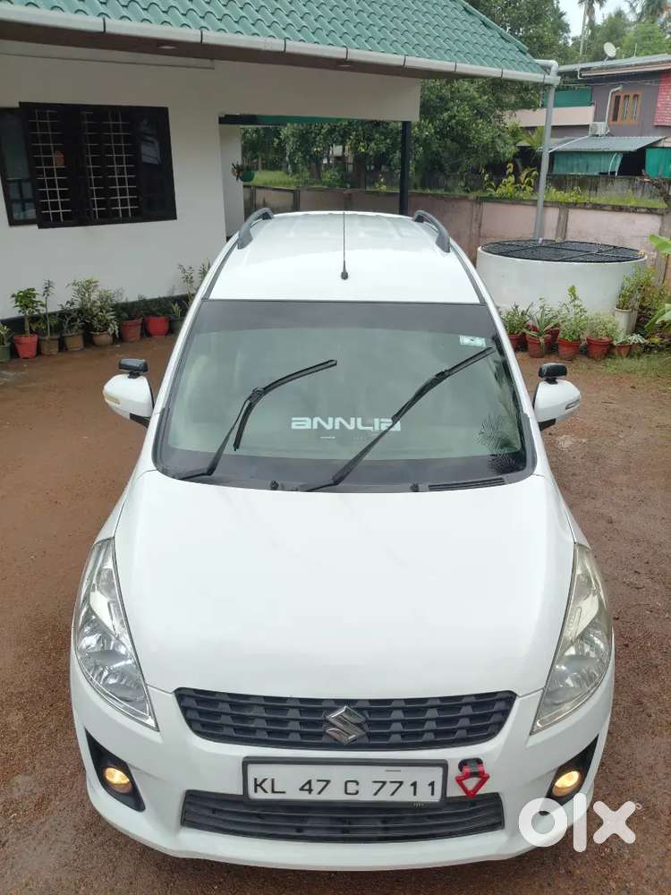 Maruti Suzuki Ertiga 2013