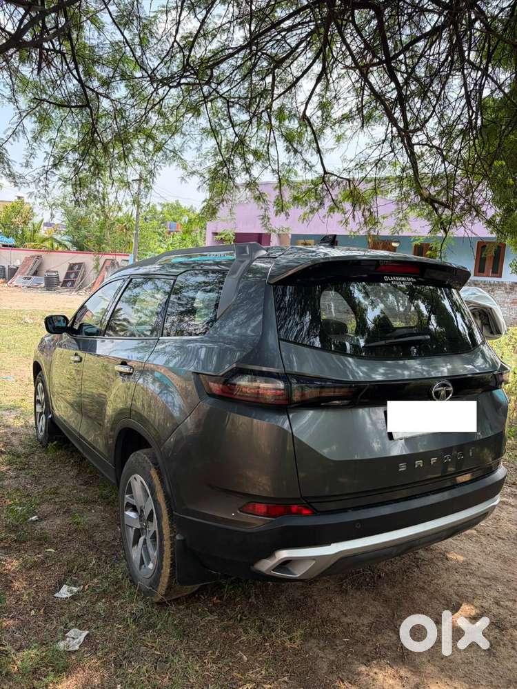 Tata Safari