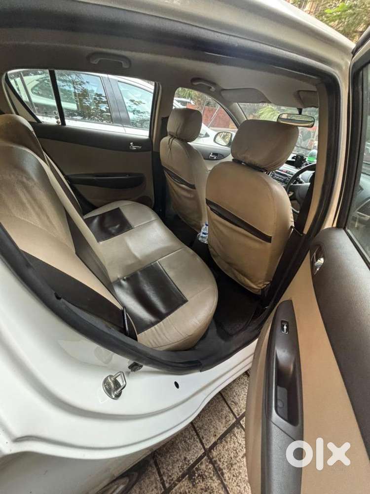 Hyundai I20 2014 Petrol 40000 Km Driven