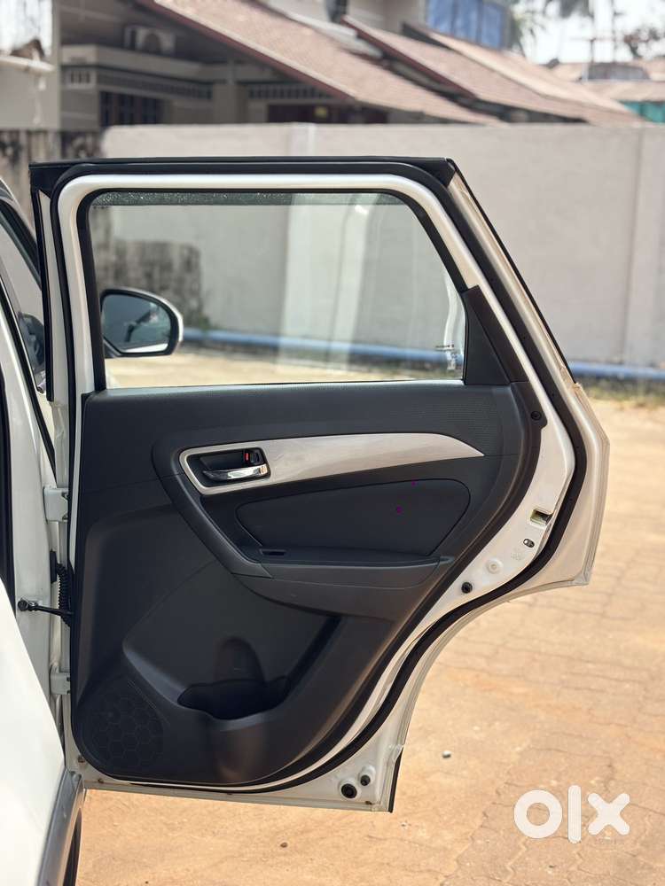 Maruti Suzuki Vitara Brezza Zdi Mt, 2017, Diesel