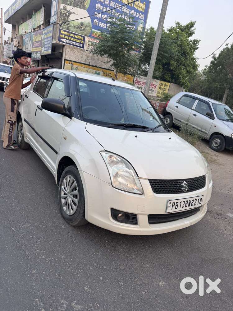 Maruti Suzuki Swift 2004-2010 Vxi Bsiii, 2010, Petrol