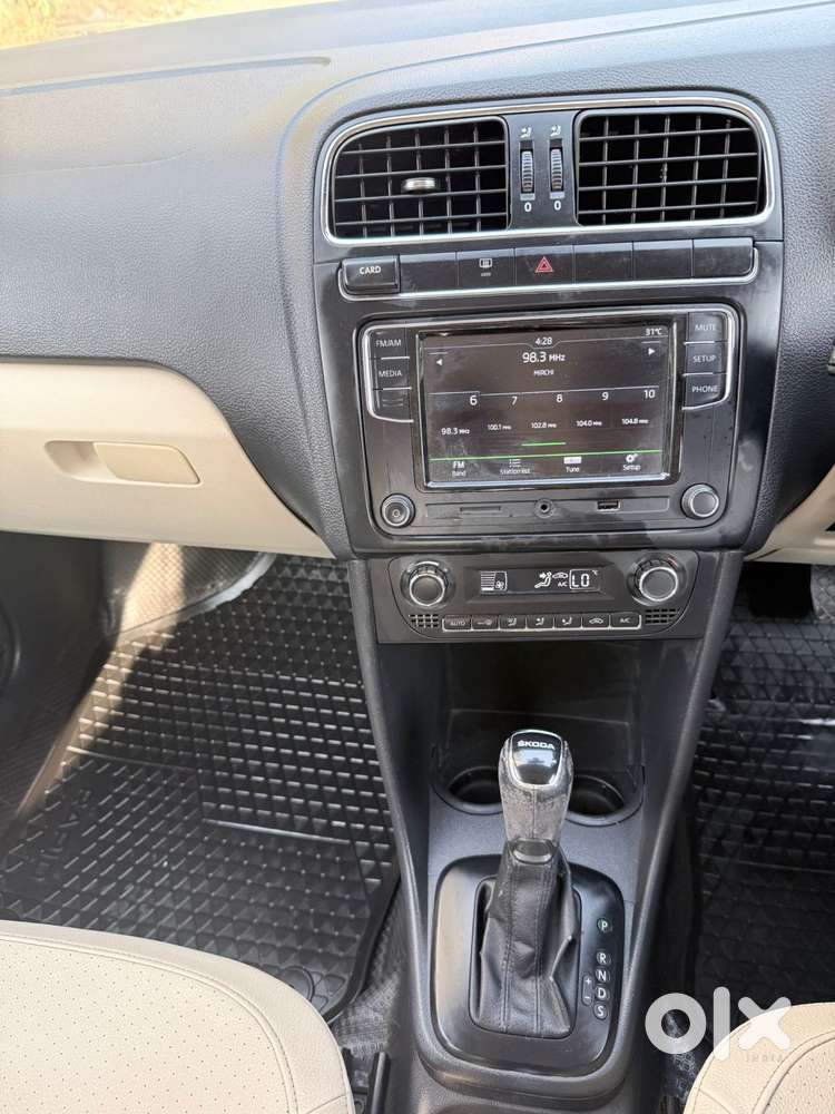 Skoda Rapid Elegance Mpi, 2017, Petrol