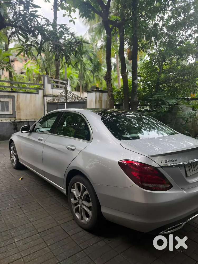 Mercedes-benz C-class 2016 Diesel 60497 Km Driven