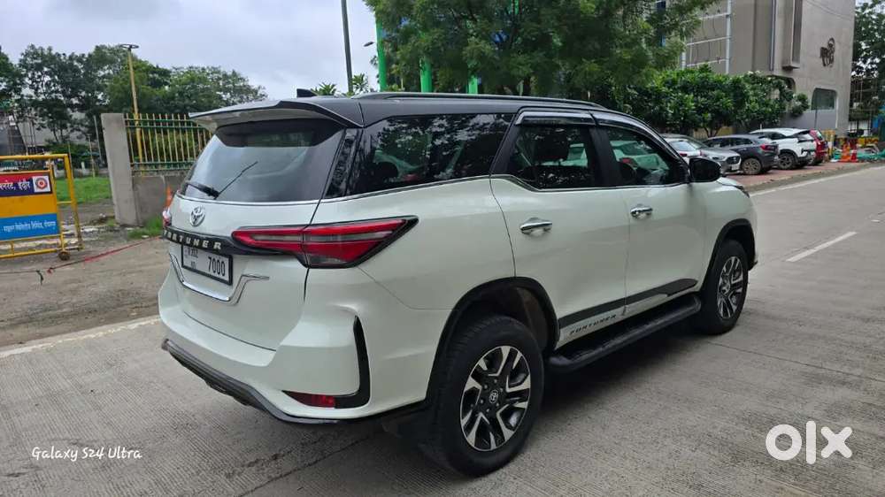 Toyota Fortuner Legender 2023 Diesel Automatic