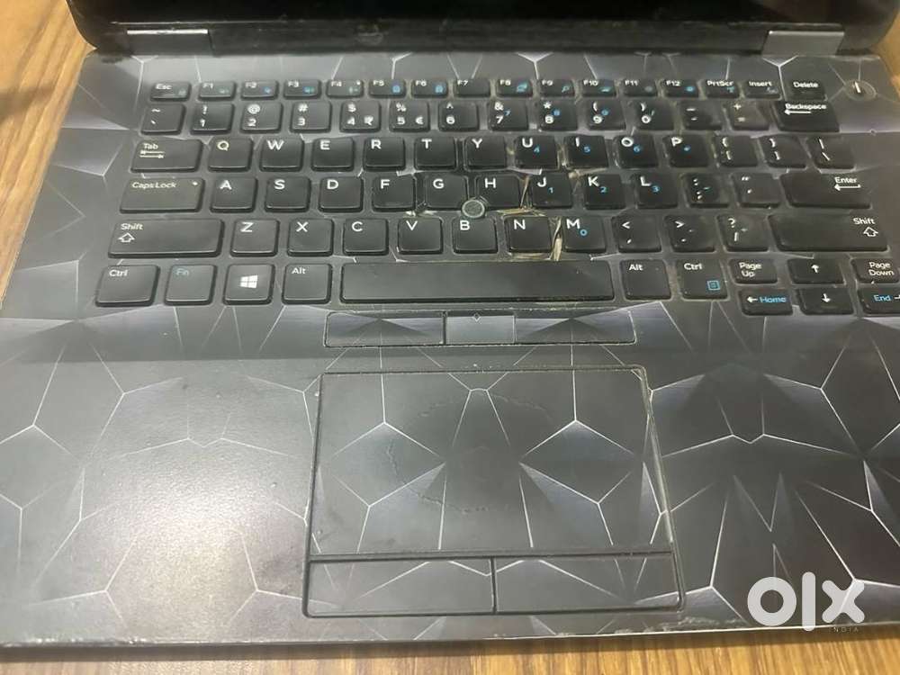 Dell -Intel i7 touchscreen laptop for everyday task