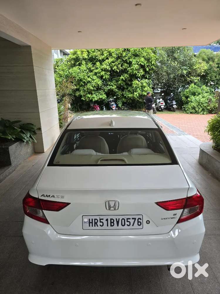 Complete History Hr Registered Single Owner Amaze Low Km