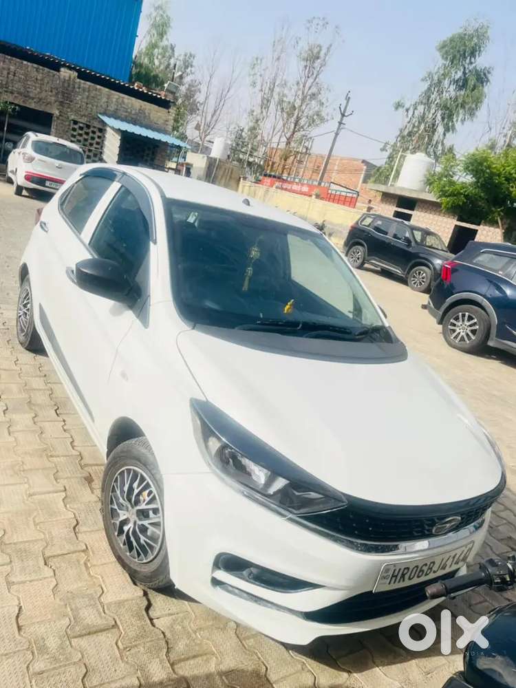 Tata Tiago Revotron Xe 2024