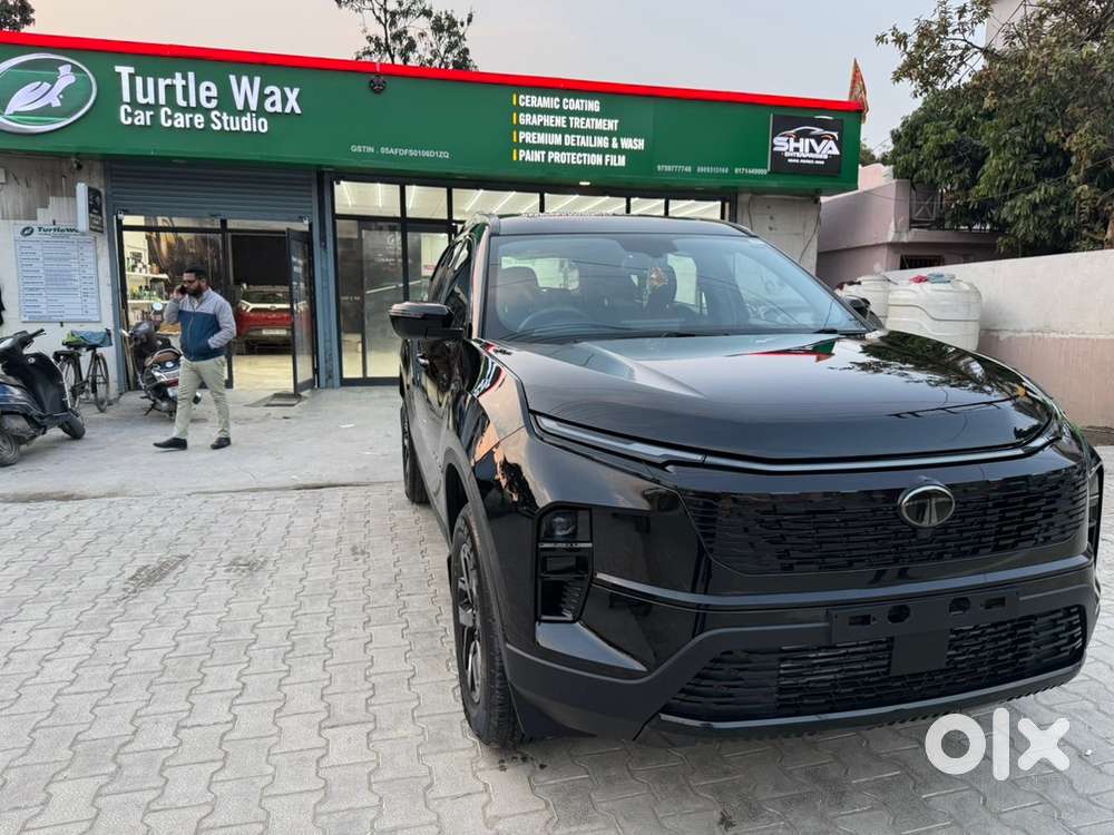 Tata Safari Diesel 2025 Dark Edition Automatic