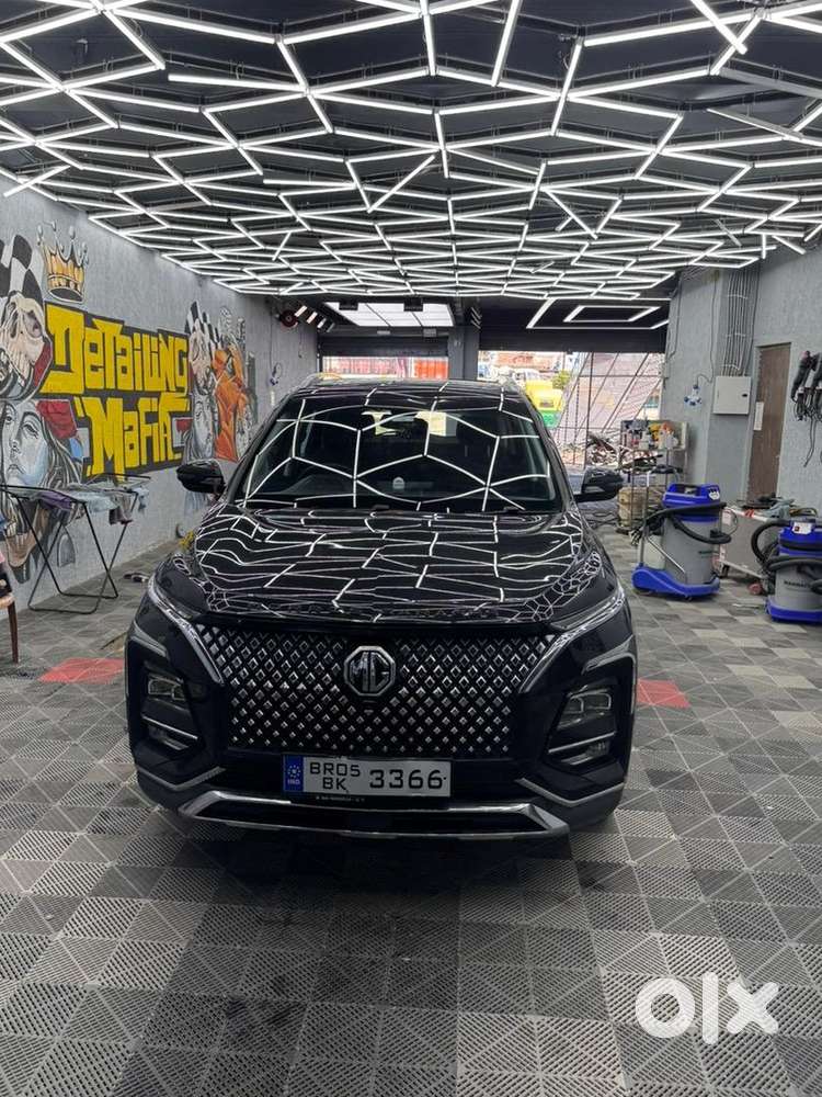 Mg Hector 2025 Petrol Well Maintained