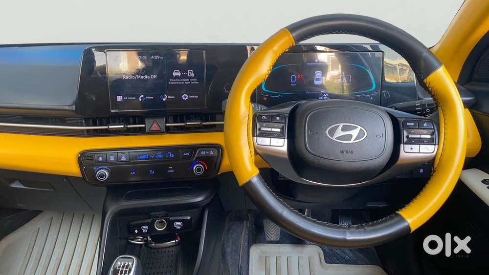 Hyundai Verna 1.5 Mpi Mt Sx (o), 2024, Petrol