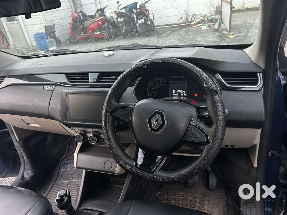 Renault Triber Rxt, 2021, Petrol