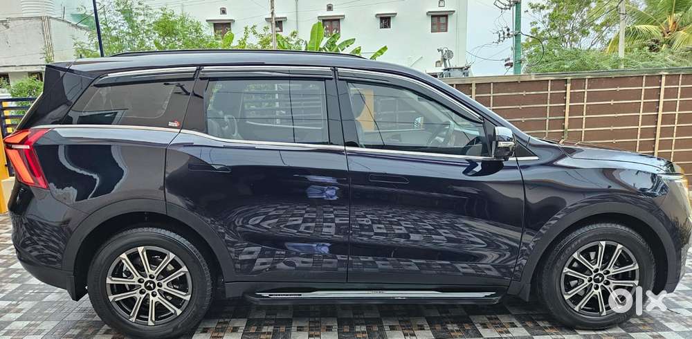 Mahindra Xuv700 2.2 Ax 7 Diesel At Luxury Pack Str, 2025, Diesel
