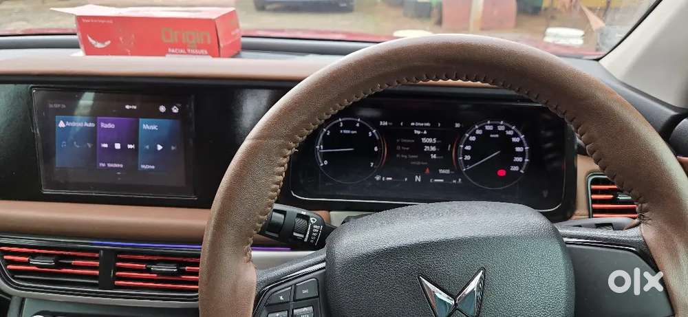 Mahindra Xuv700 Petrol Manual 2024 Variant
