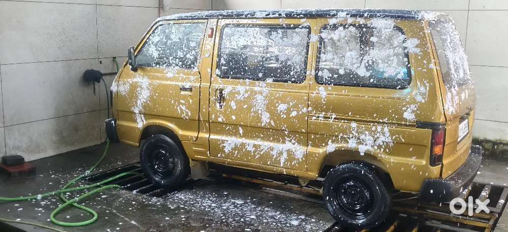 Modified Maruti Suzuki Omni 2011