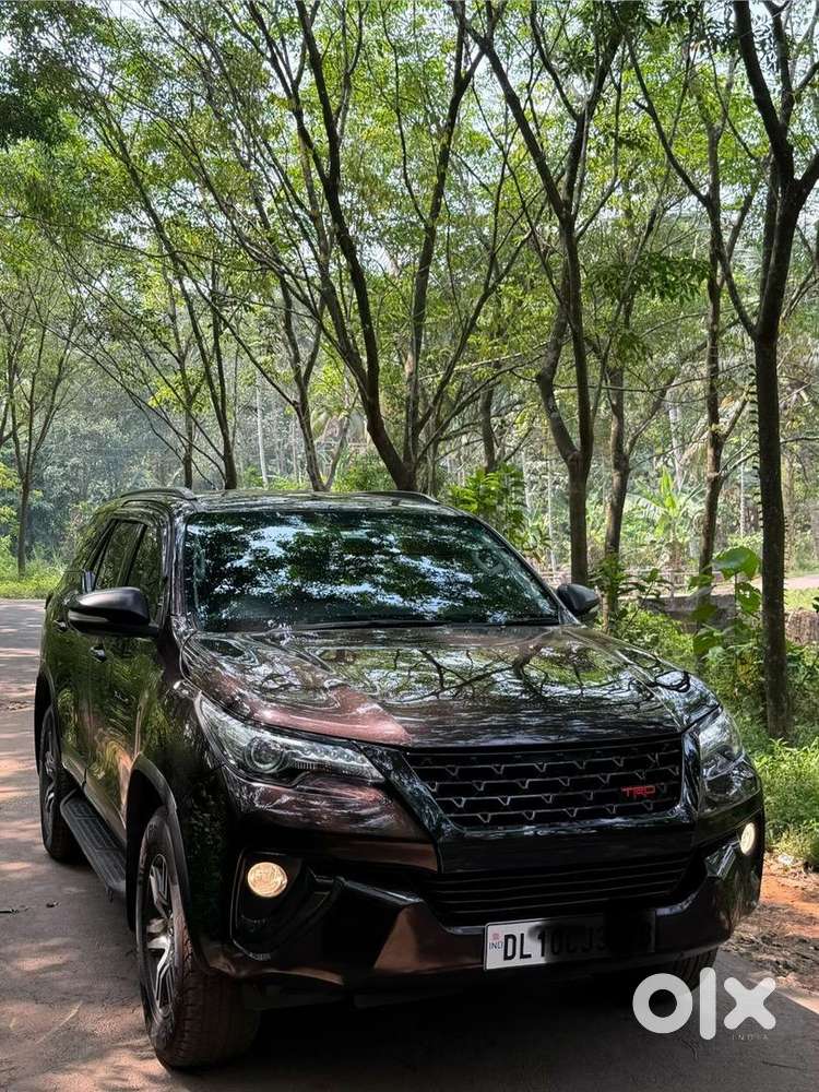 Toyota Fortuner 2017 Diesel 195000 Km Driven