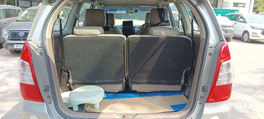 Toyota Innova 2.5 E, 2015, Diesel