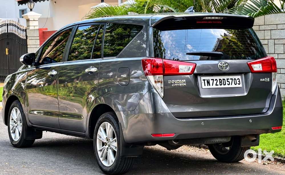 Toyota Innova Crysta 2.8z Automatic, 2016, Diesel
