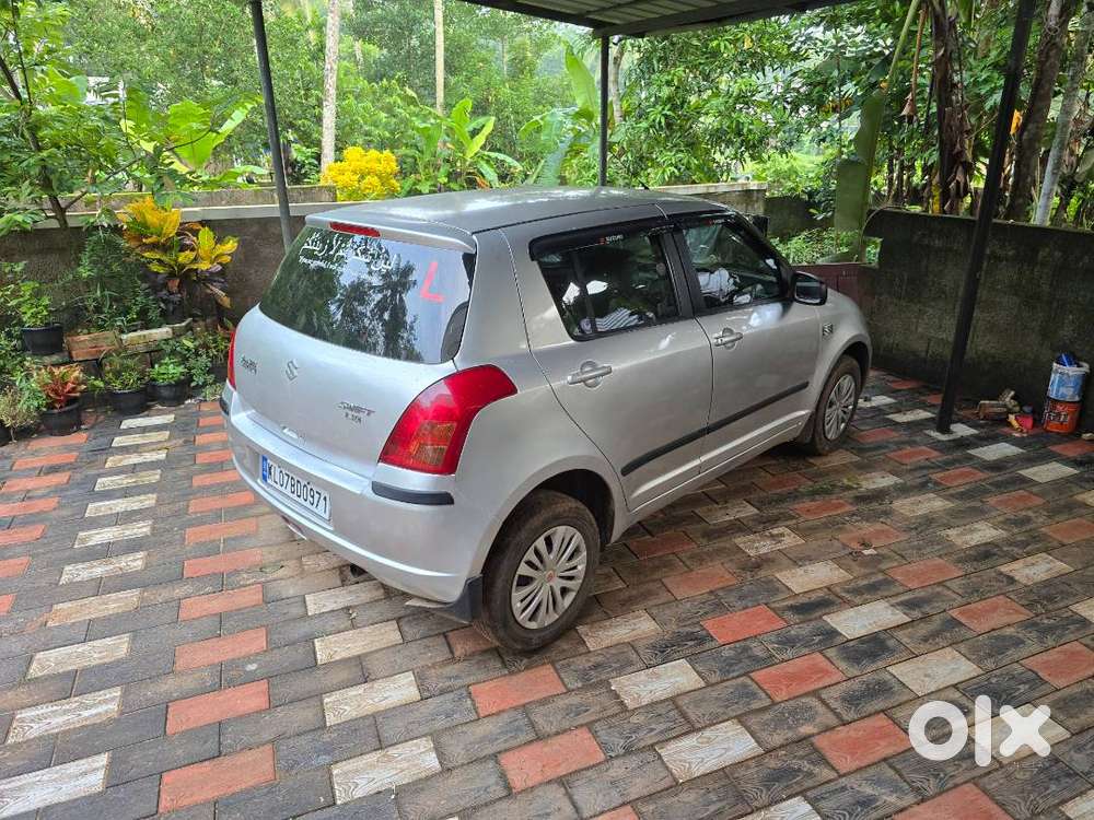 2006 Maruti Swift Lxi Petrol. Re