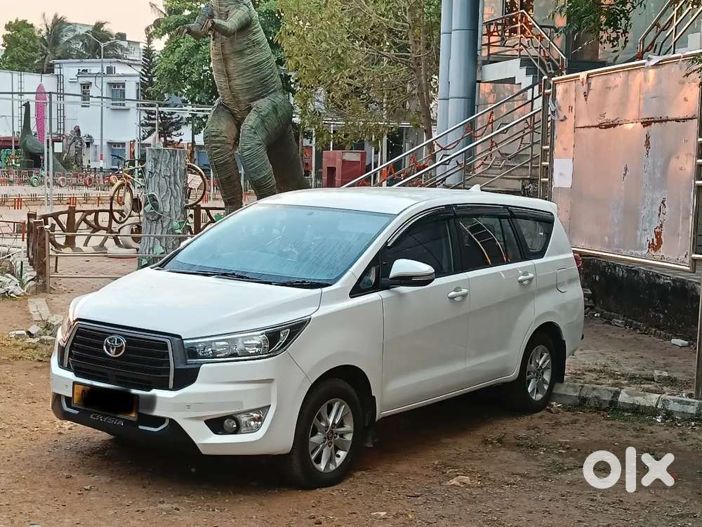 Toyota Innova Crysta  Commercial 2017 Diesel 155000 Km Driven