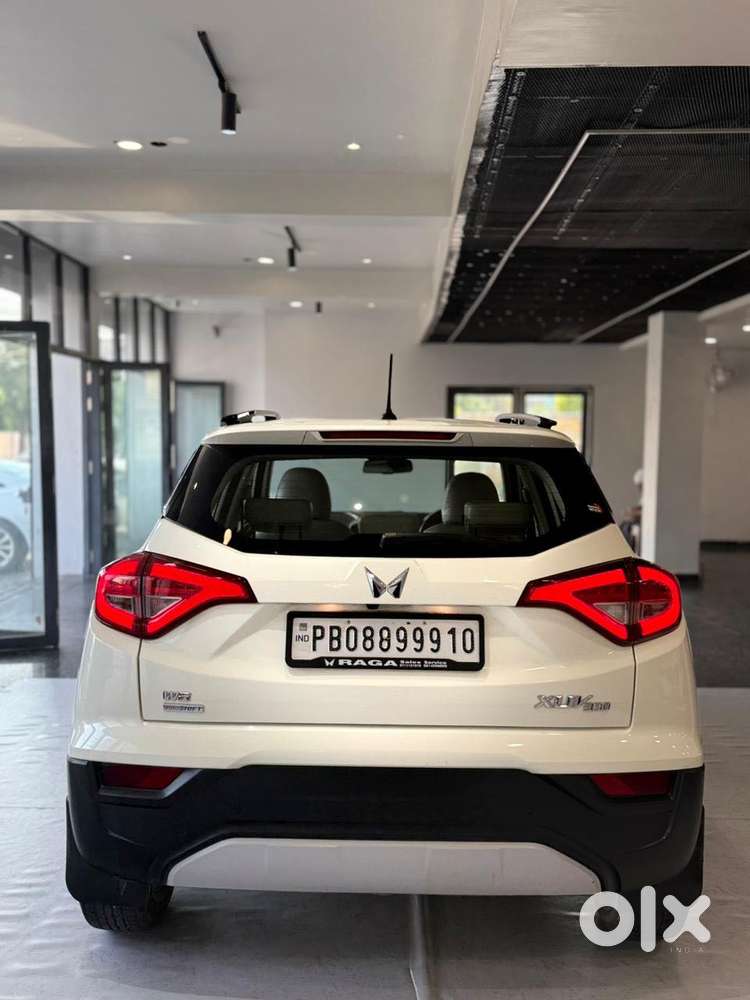 Mahindra Xuv300 W8 Option Diesel, 2023, Diesel
