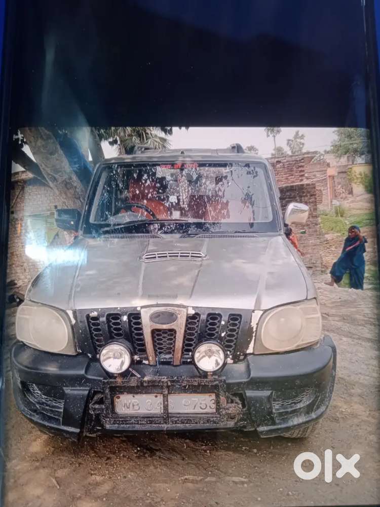 Mahindra Be.09 2009o