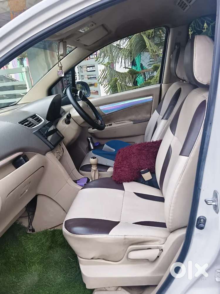 Maruti Suzuki Ertiga 2012 Diesel 200000 Km Driven