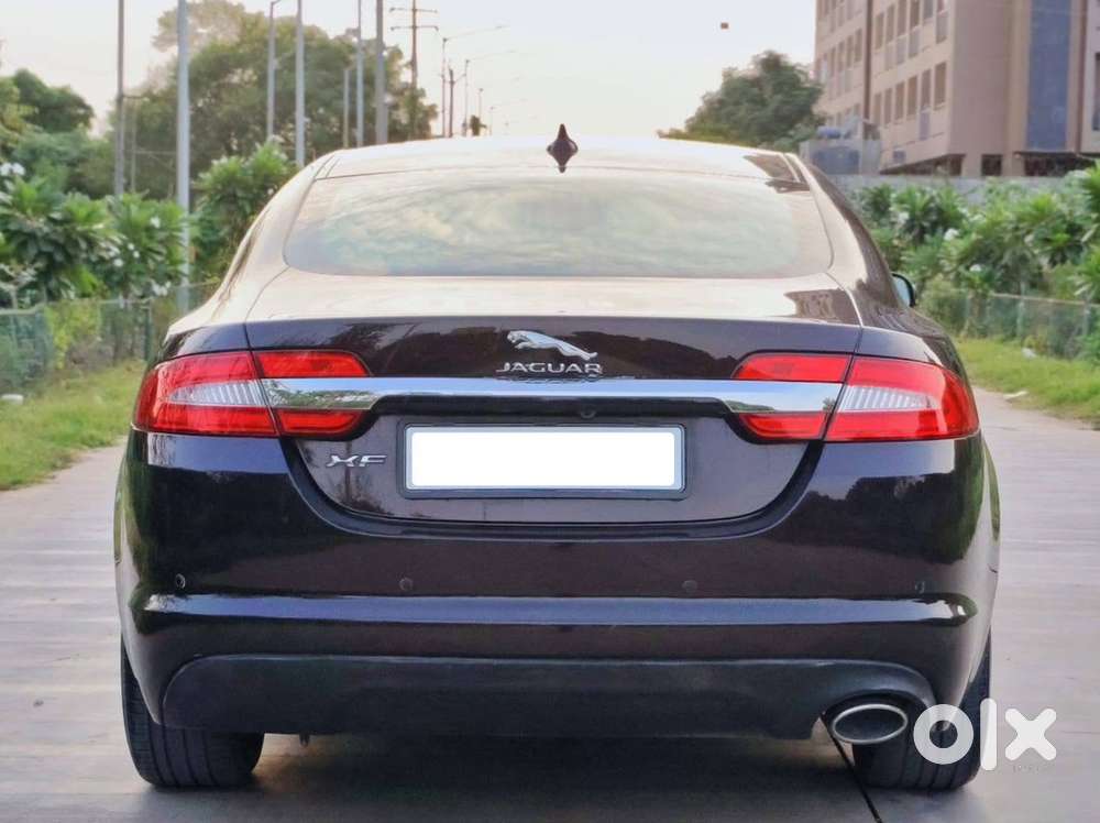 Jaguar Xf 2015 Diesel 39000 Km Driven