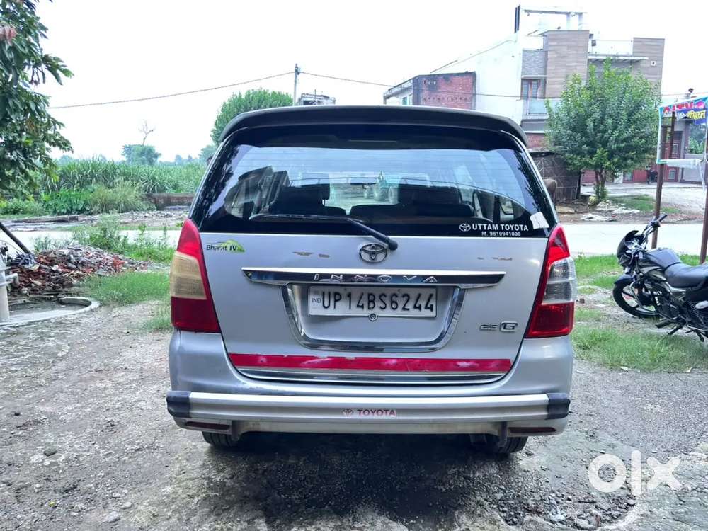 Toyota Innova 2.5 2012