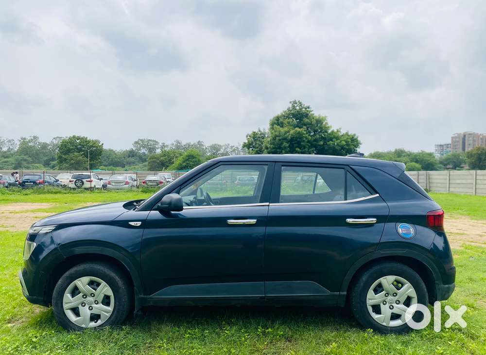 Hyundai Venue E, 2020, Cng & Hybrids