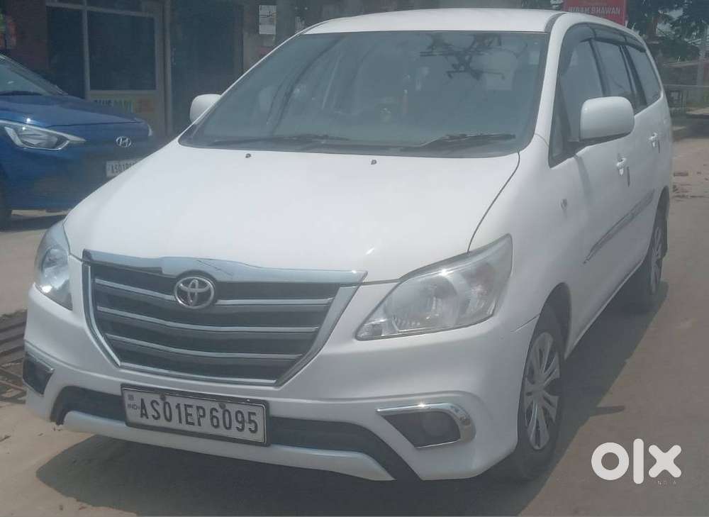 Toyota Innova 2.5 G (diesel) 8 Seater, 2015, Diesel