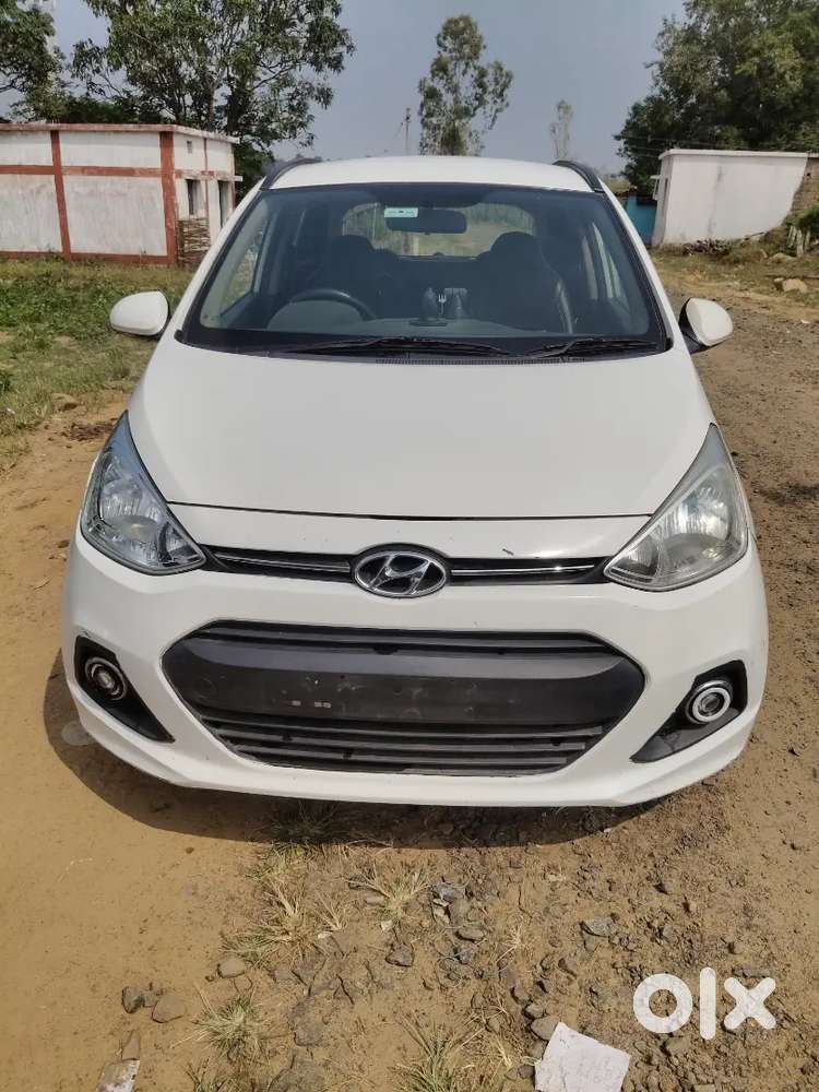 Hyundai Grand I10 2015 Car