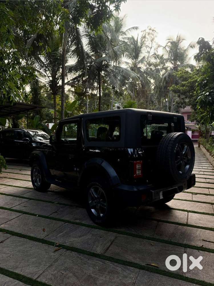 Mahindrathar Petrol Automatic 4*4 Single Owner