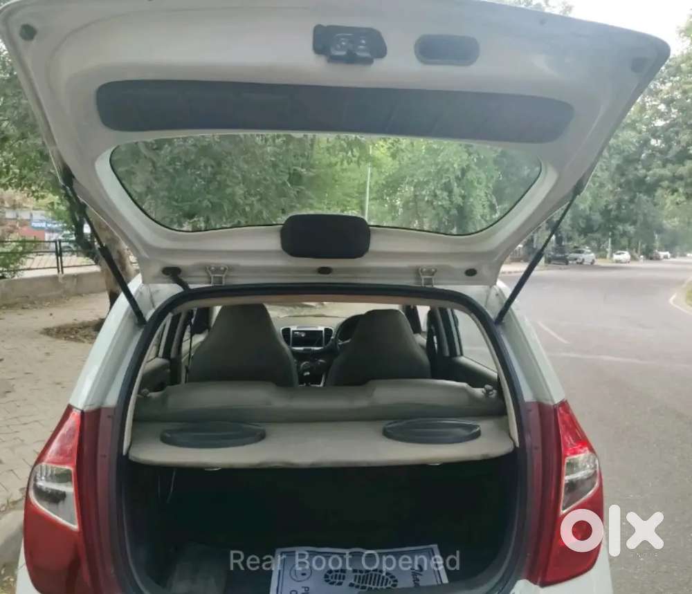 Hyundai I10 2011 Petrol Pb70c Punjab Buyer Only