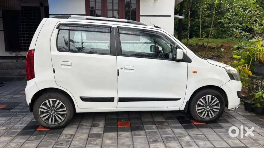 Maruti Suzuki Wagonr Vxi 2017
