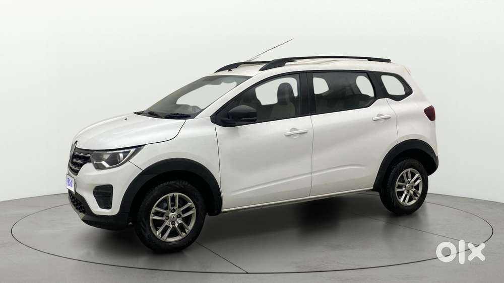 Renault Triber Rxt, 2023, Petrol